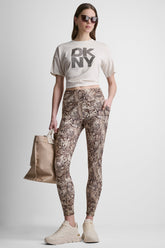 HIGH-RISE 7/8 PRINTED LEGGING - Serpent Chestnut - 1