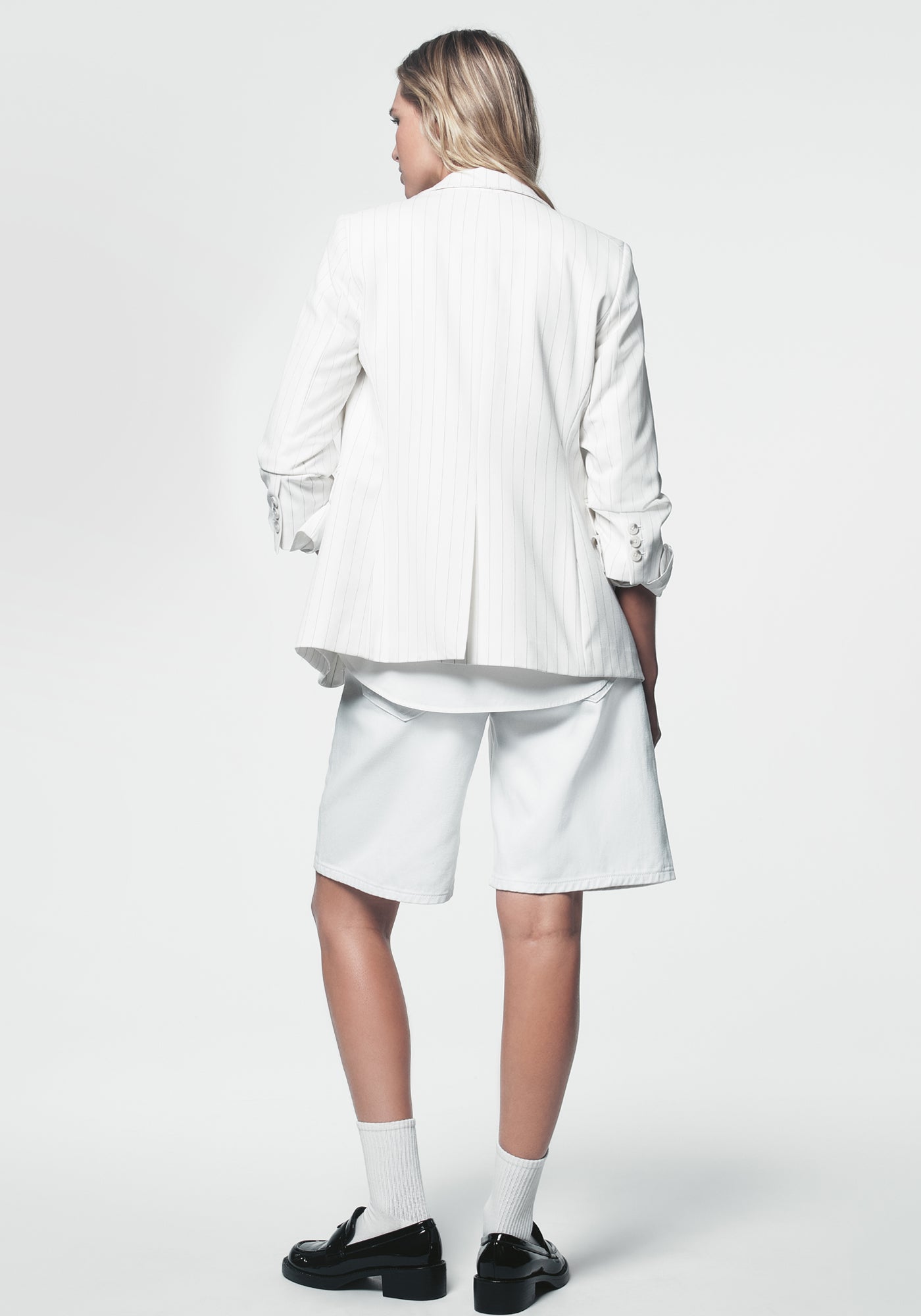 SINCHED SLEEVE ONE BUTTON BLAZER - Ivory/Black - 3