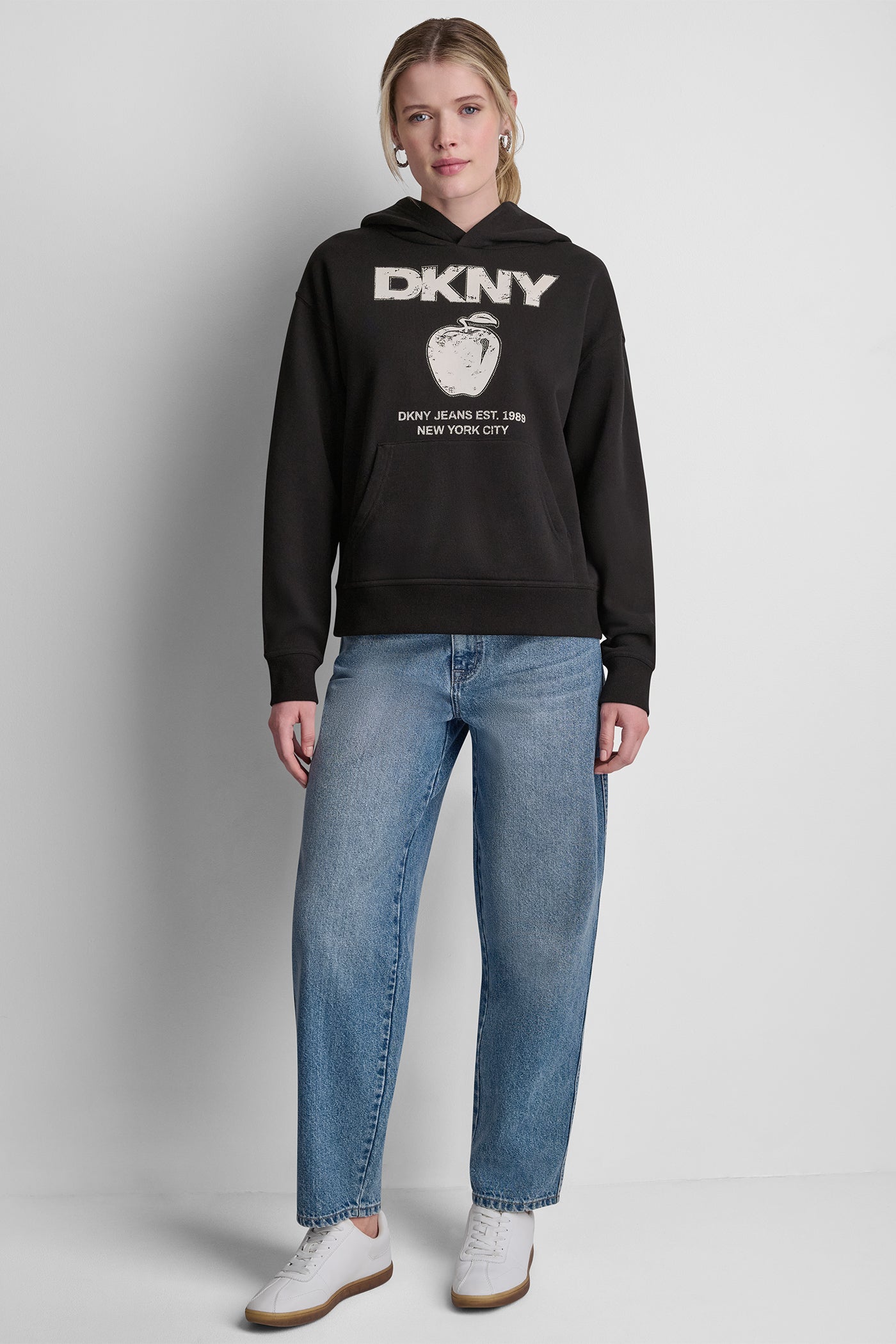 DKNY BIG APPLE RHINESTONE LOGO HOODIE - Black/Eggnog - 6