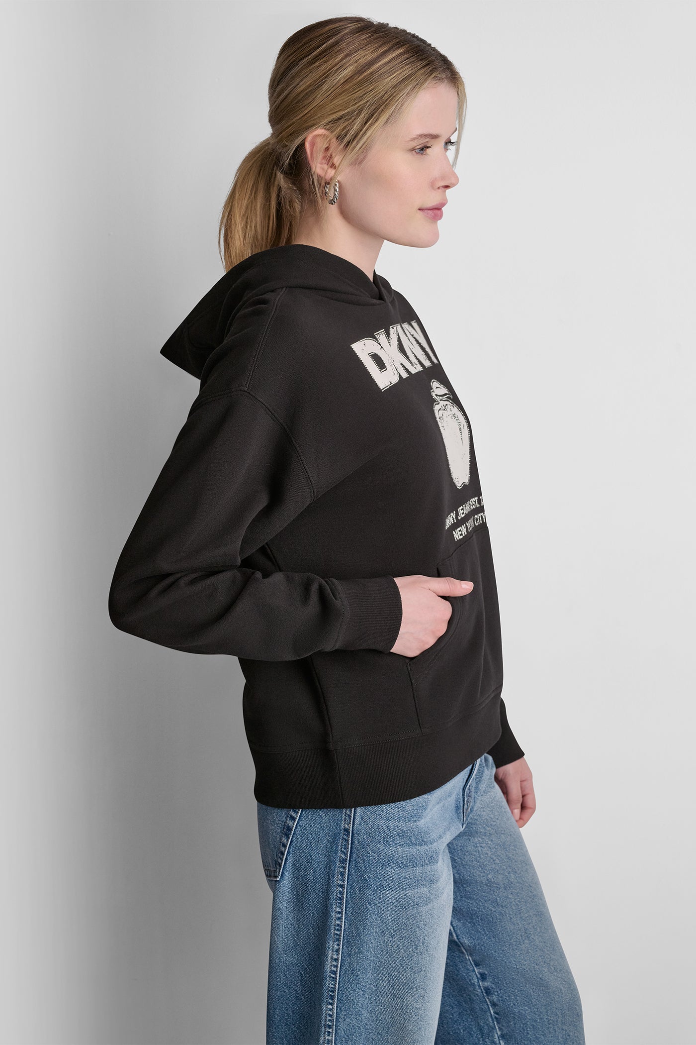 DKNY BIG APPLE RHINESTONE LOGO HOODIE - Black/Eggnog - 4