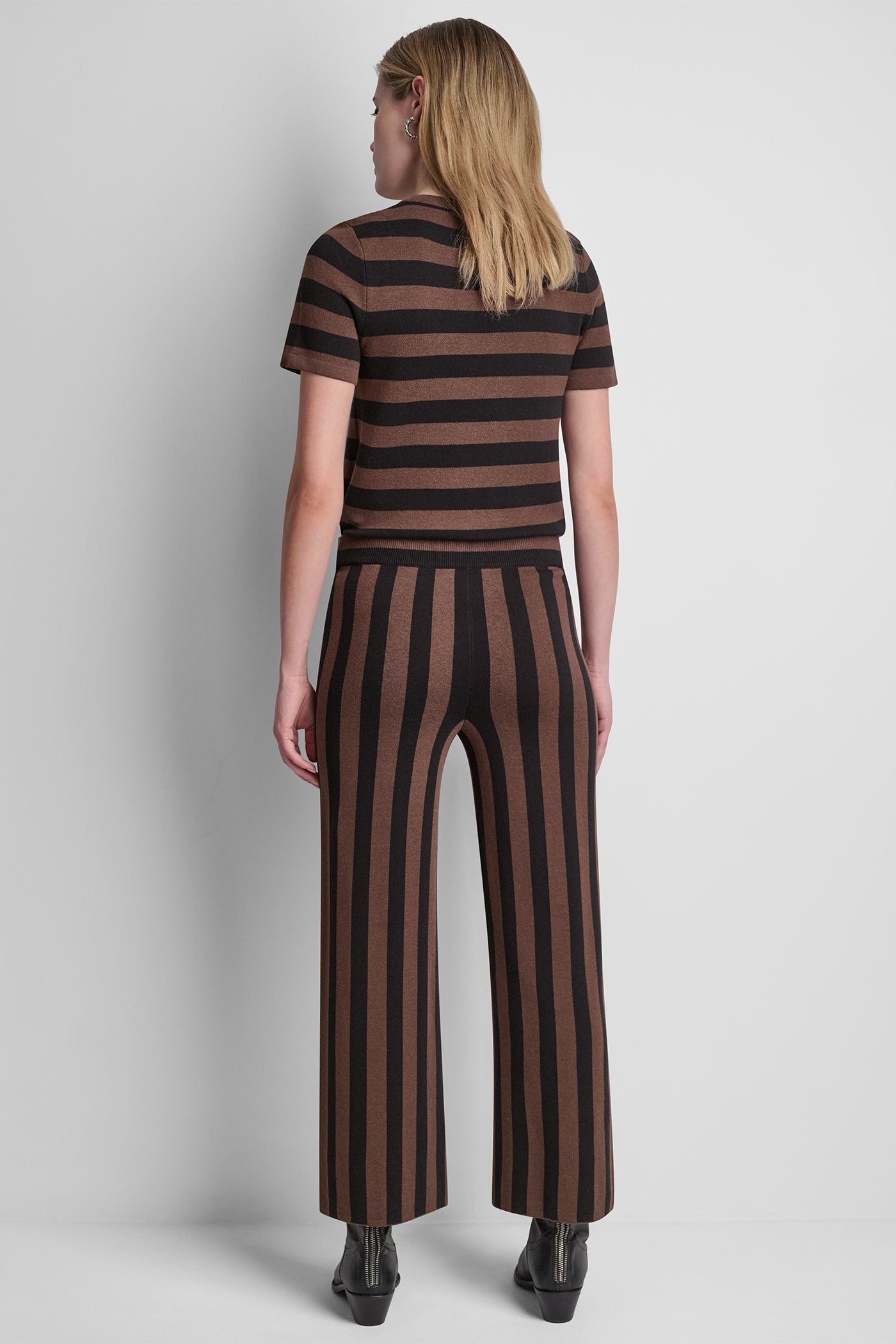HIGH-RISE STRIPED PULL-ON FLARE PANT - Chestnut/Black - 5