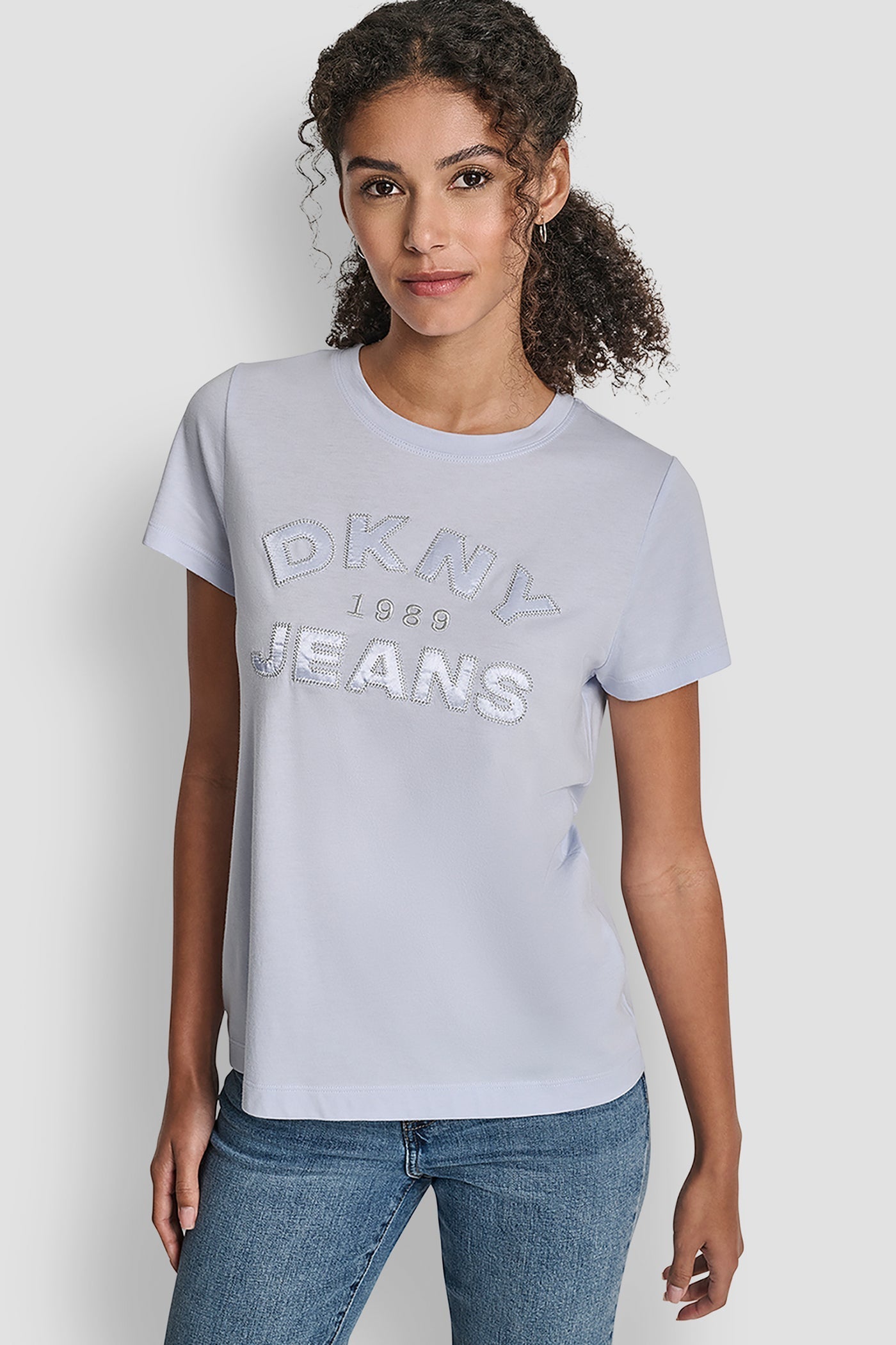 DKNY JEANS SATIN APPLIQUE CHAINSTITCH LOGO CREW NECK TEE - Frost Blue/Silver - 1