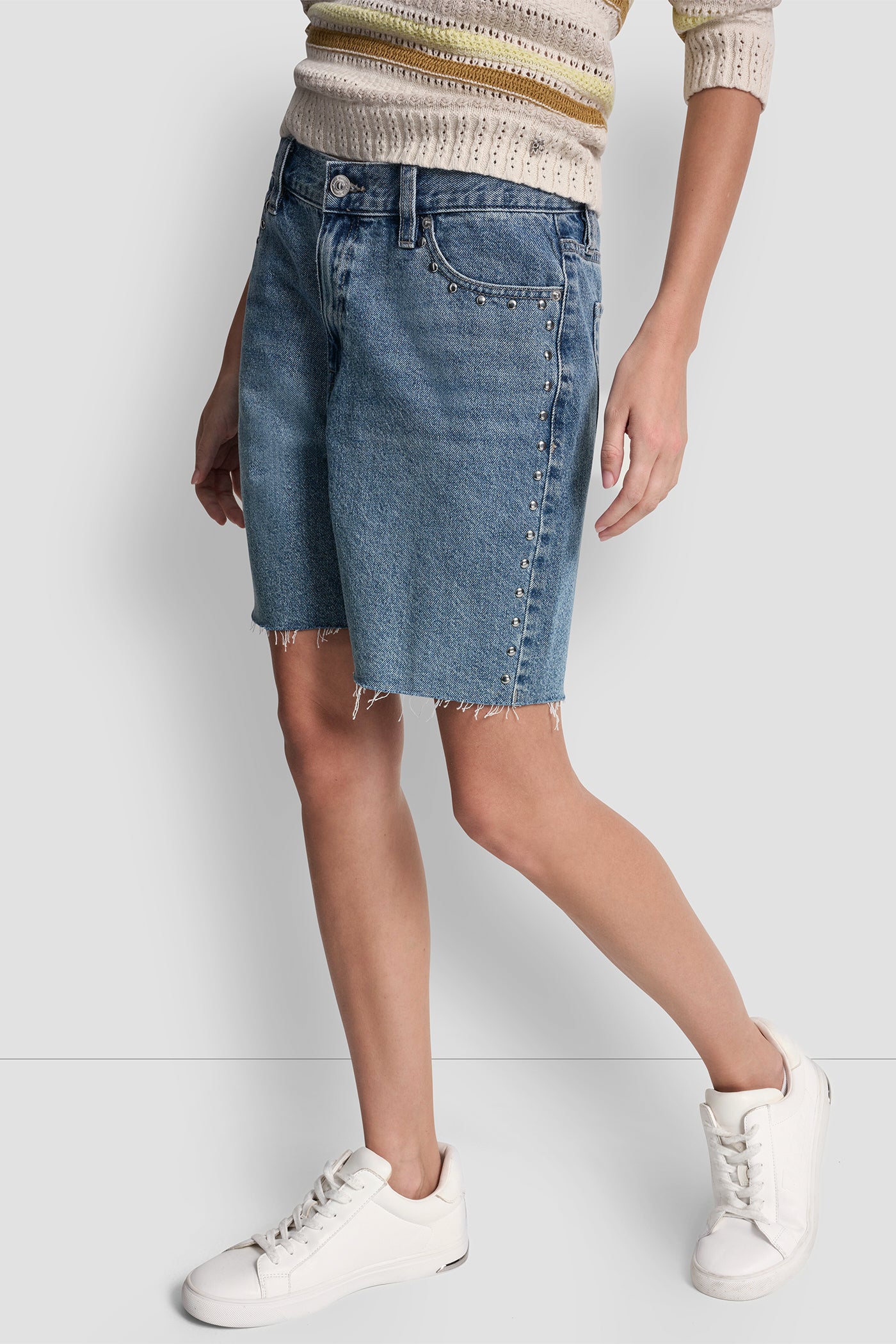 MID-RISE DENIM SHORT - Cedar Street - 5