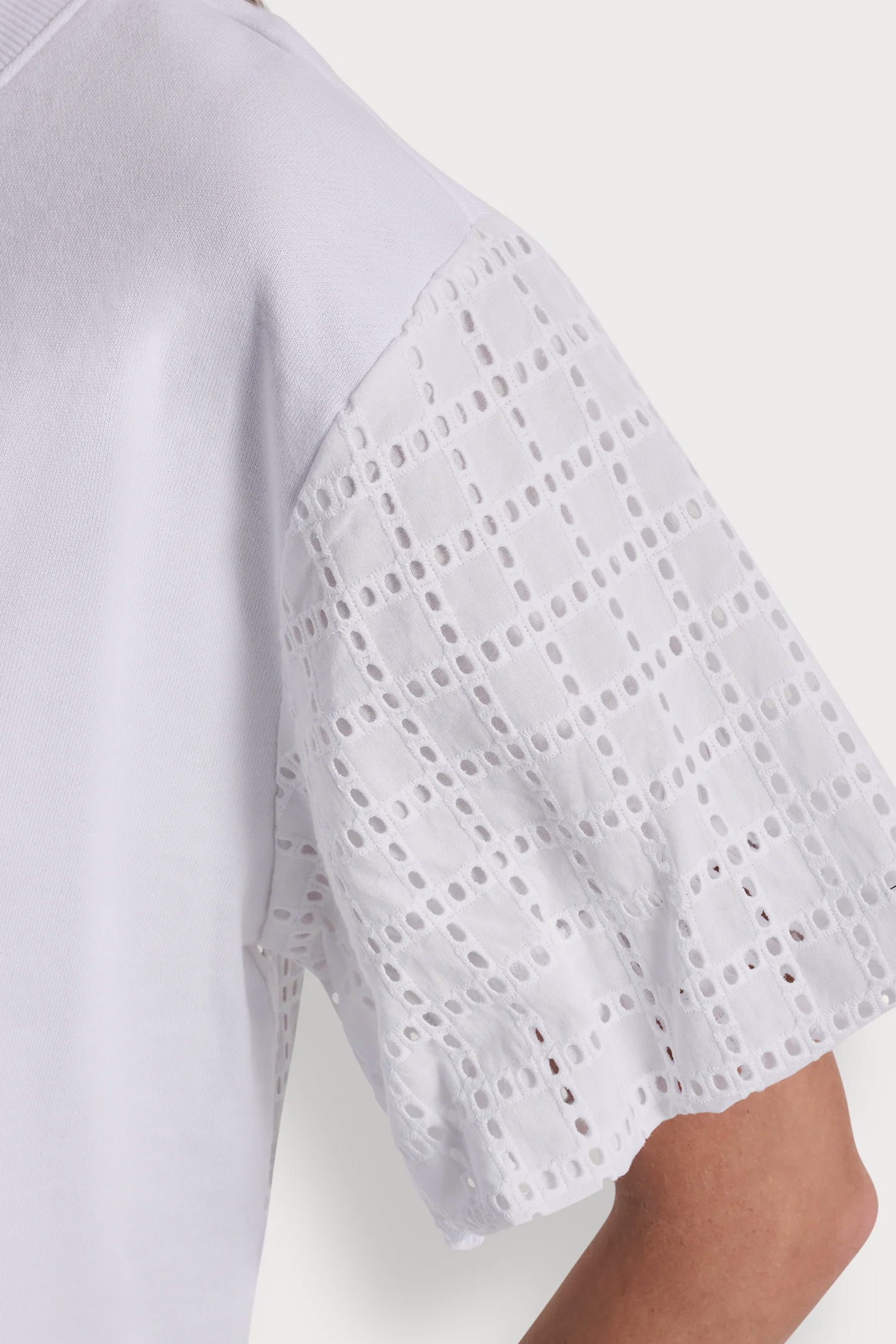EYELET PUFF SLEEVE SHIRT - White - 6