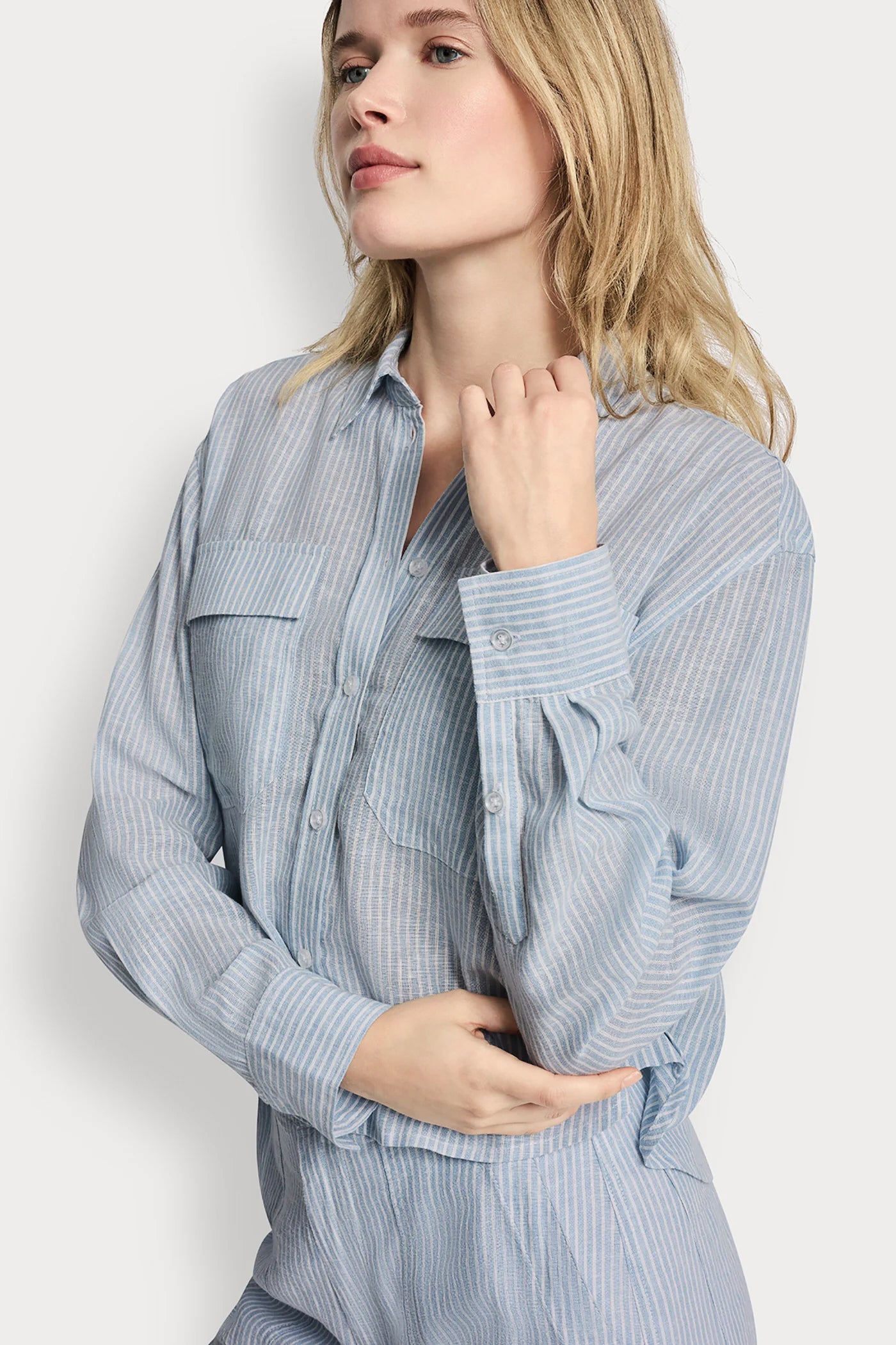 LINEN-BLEND BUTTON-FRONT SHIRT - Lex Chambray - 5