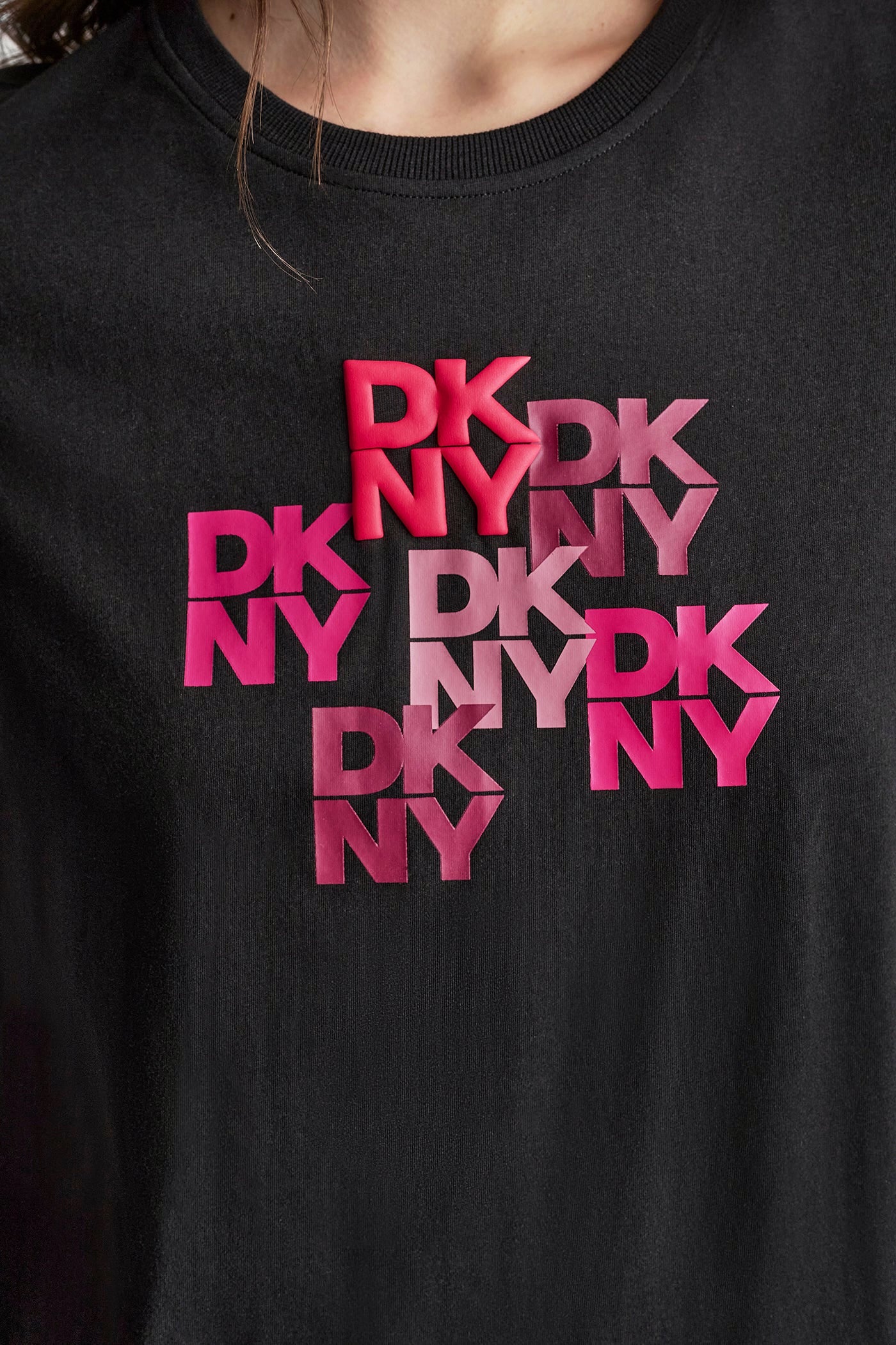 DKNY CAMO MIXED MEDIA LOGO TEE - Black - 6
