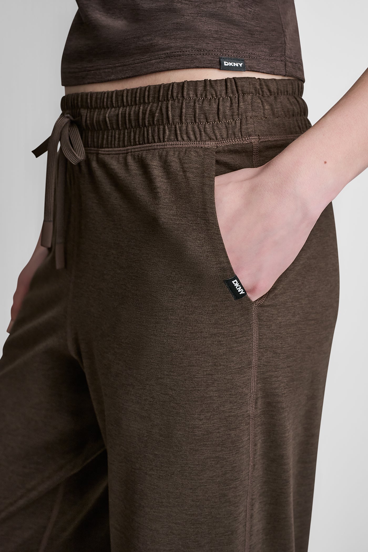MID-RISE SPACEDYE WIDE LEG PANT - Espresso Spacedye - 7