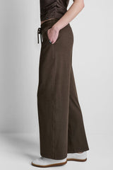 MID-RISE SPACEDYE WIDE LEG PANT - Espresso Spacedye - 4