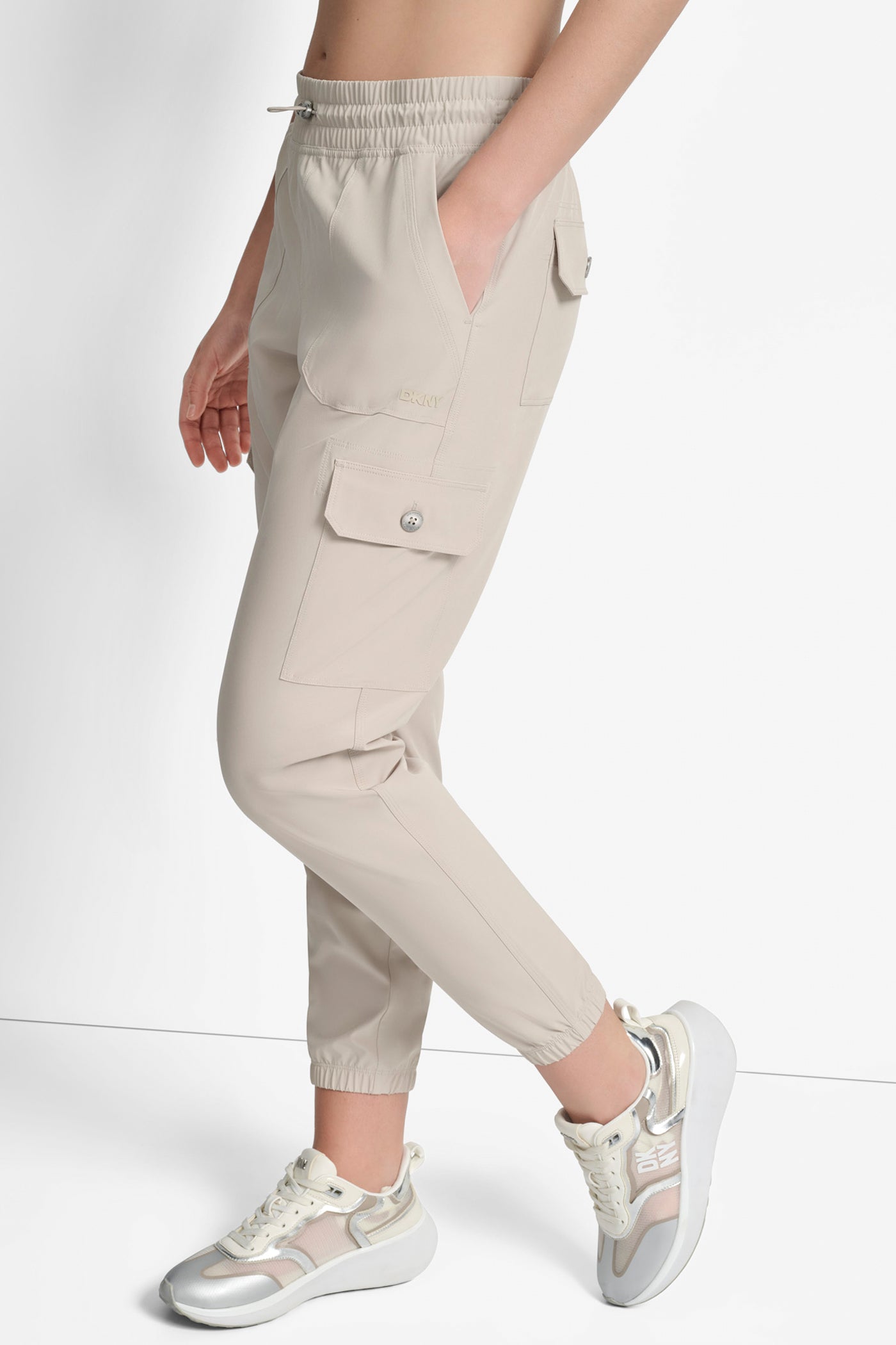 HIGH-RISE RELAXED CARGO JOGGER - Pebble - 1