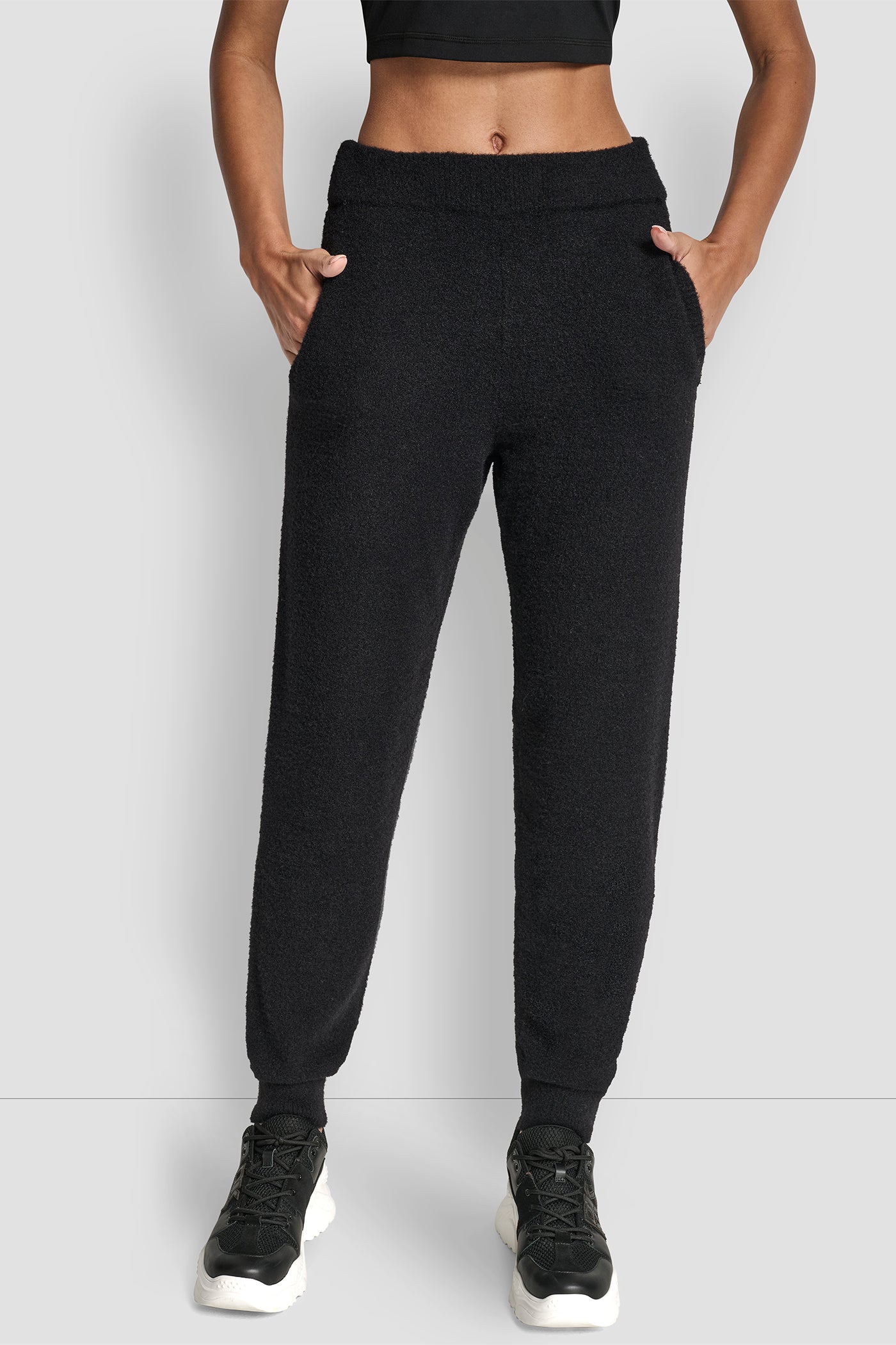 FEATHER YARN JOGGER WITH POCKETS AND TONAL LOGO - Black - 1