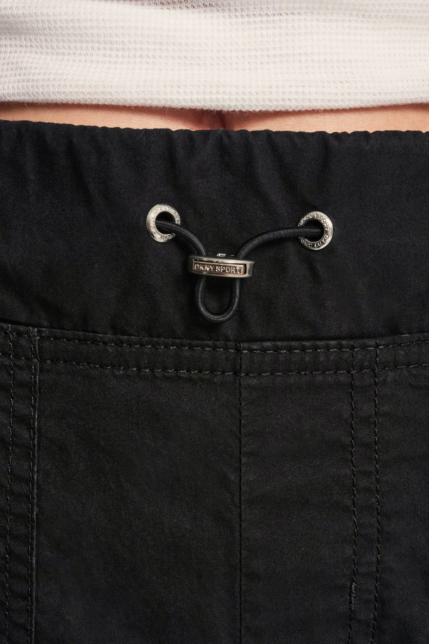 HIGH-RISE SLIM UTILITY JOGGER - Black - 7