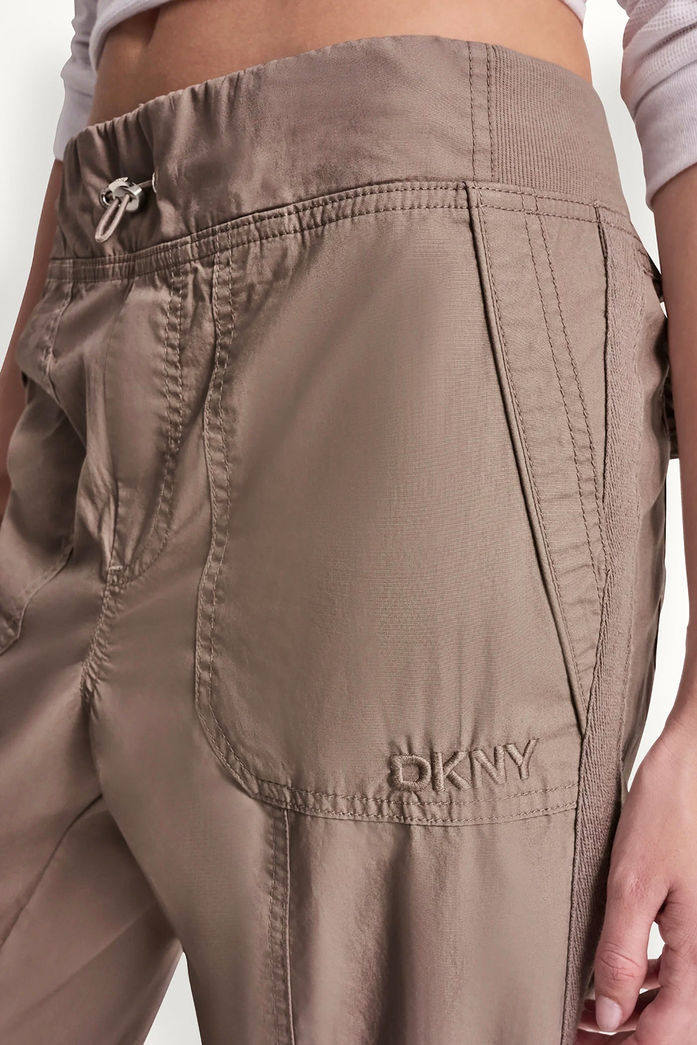 HIGH-RISE SLIM UTILITY JOGGER - Mushroom - 5
