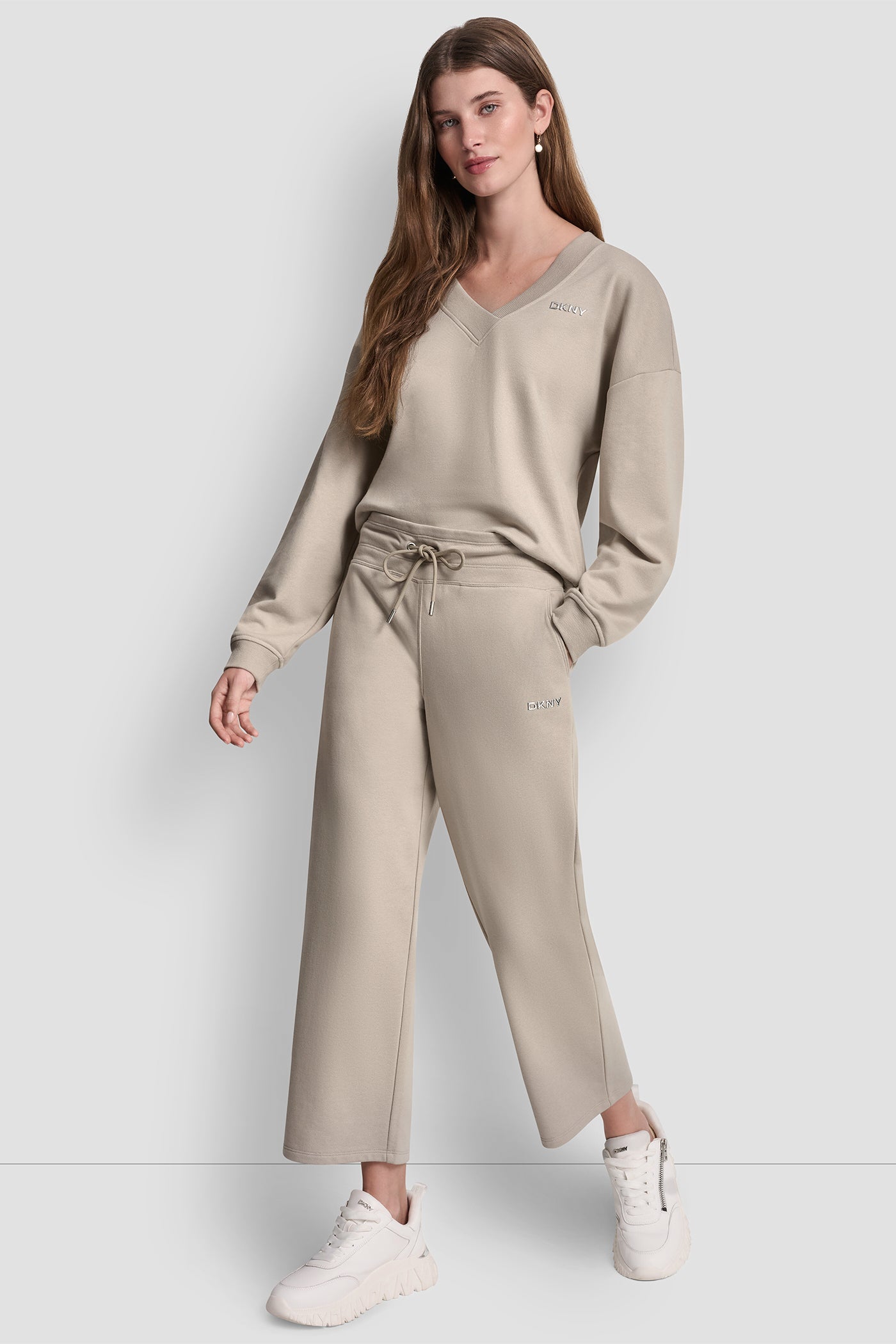 METALLIC BUBBLE LOGO CROPPED HIGH-RISE PANTS - Pebble - 5