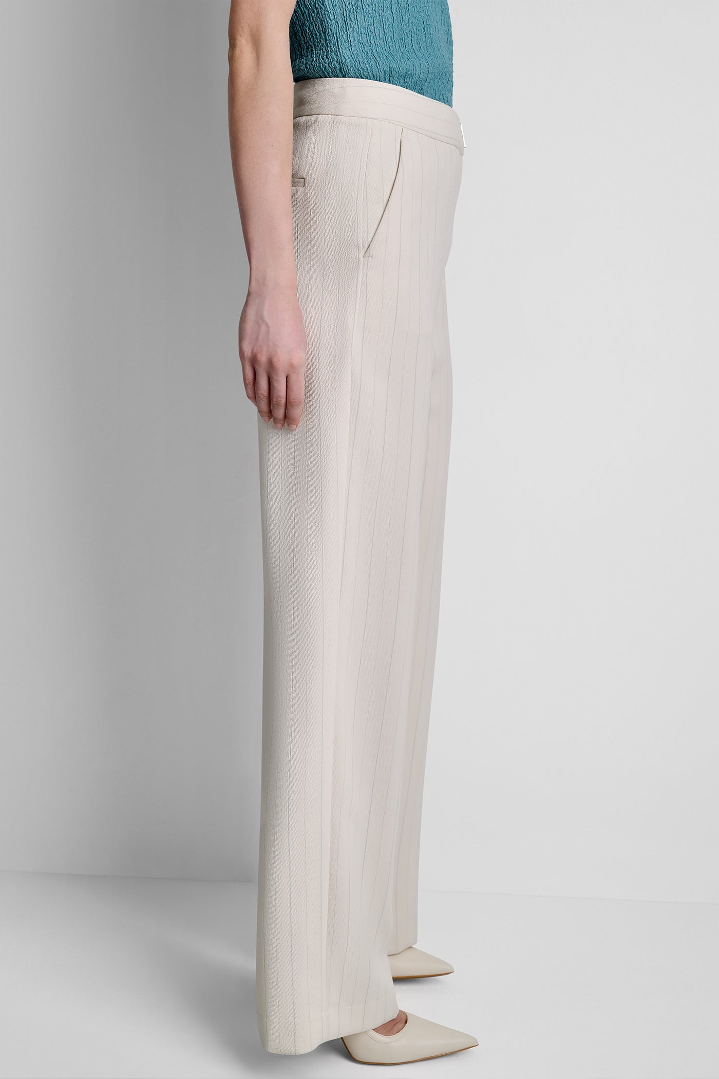MID-RISE PINSTRIPE TROUSER - Coconut/Cameo Blue Stripe - 4