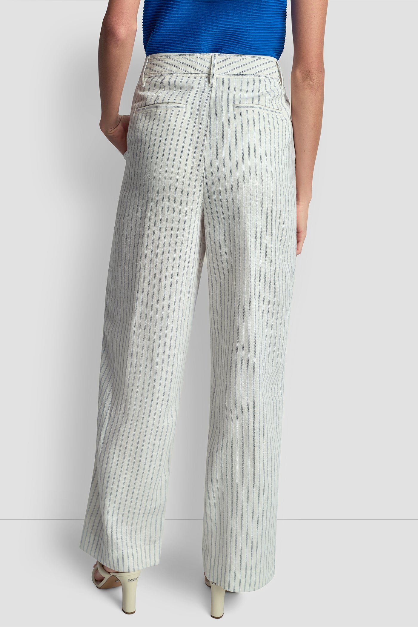 LINEN-BLEND PINSTRIPE PLEATED PANT - Ivory/Admiral - 3