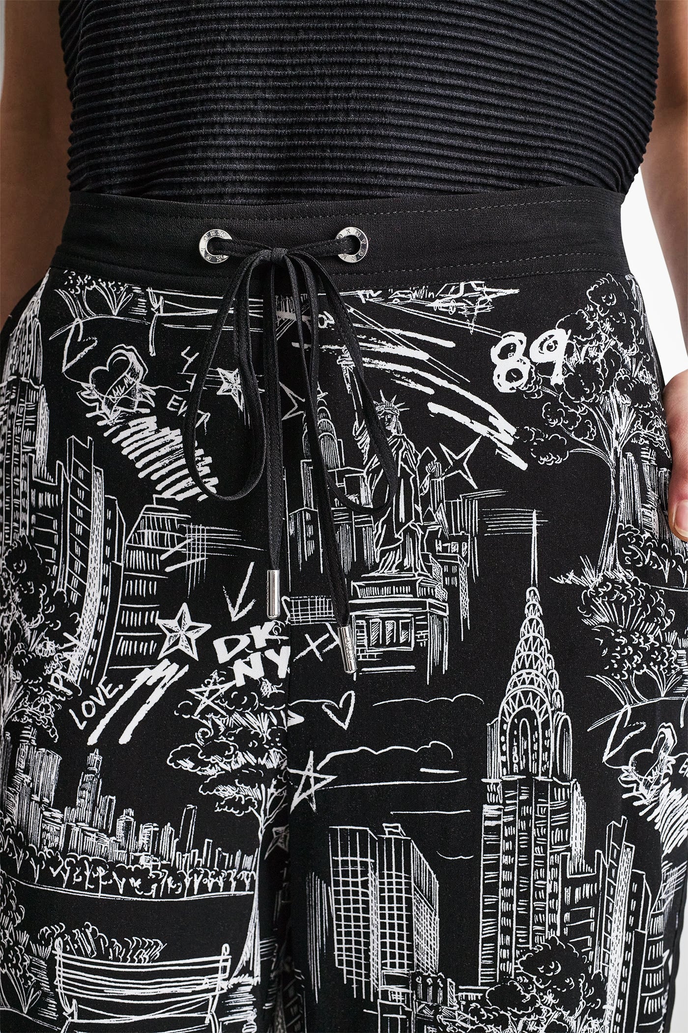 PRINTED DRAWSTRING WIDE LEG PANT - NY Toile Black - 6