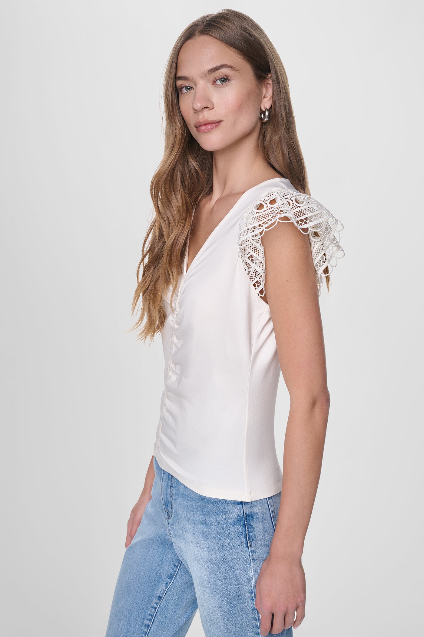 FLUTTER SLEEVE V-NECK TOP - Coconut - 4