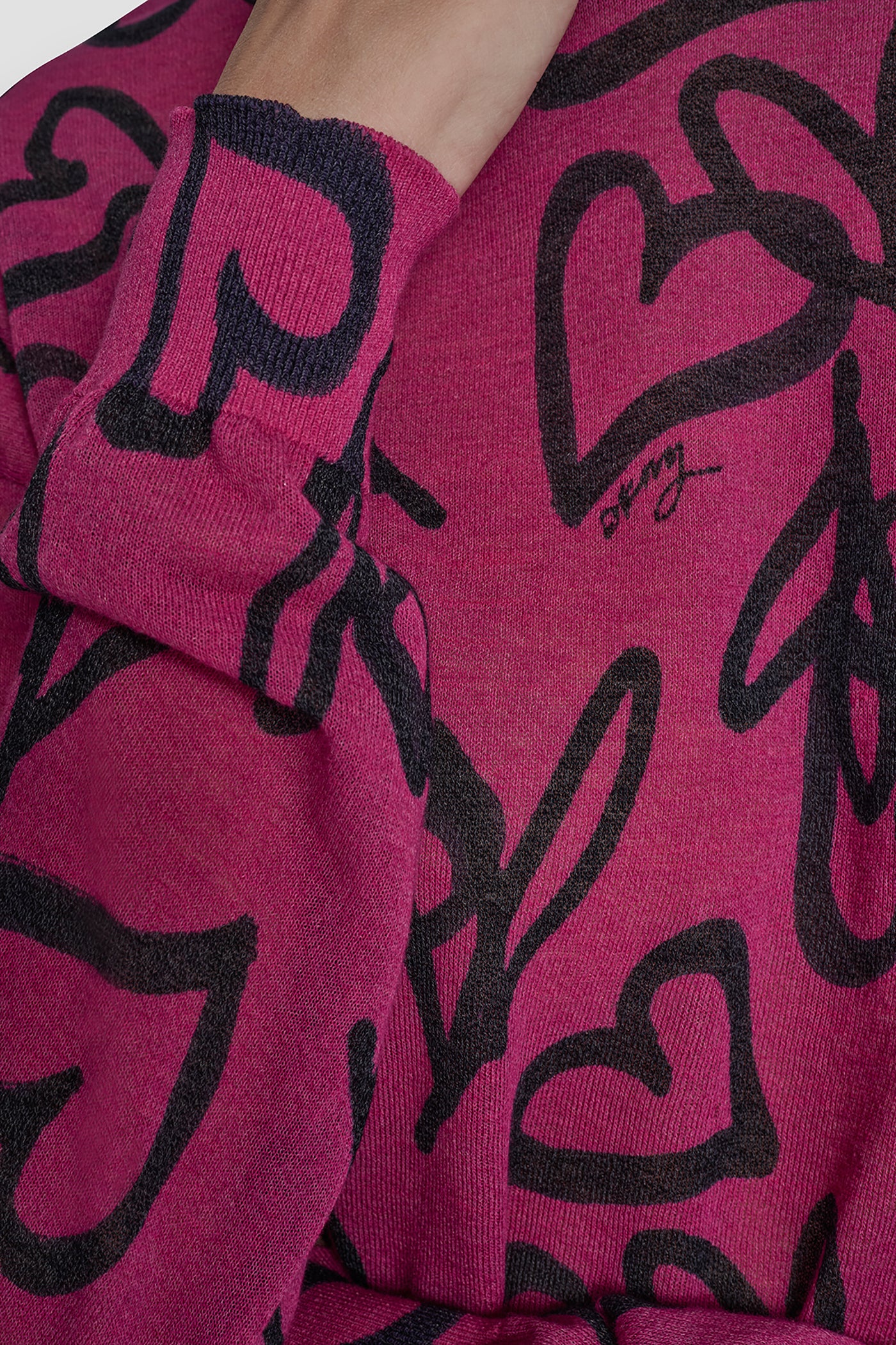 GRAFFITI HEART SWEATER - Hot Pink Graffiti Heart - 7