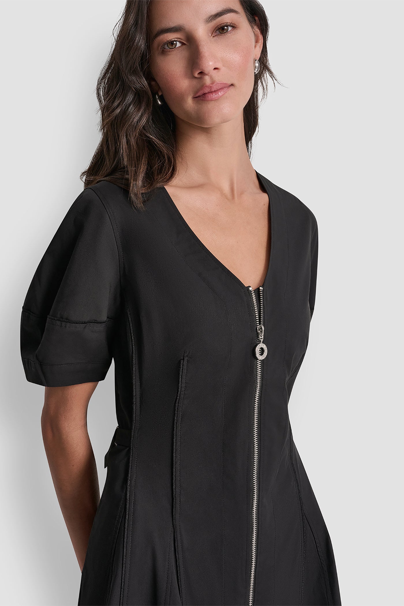 V-NECK PLEATED FIT & FLARE DRESS - Black - 5