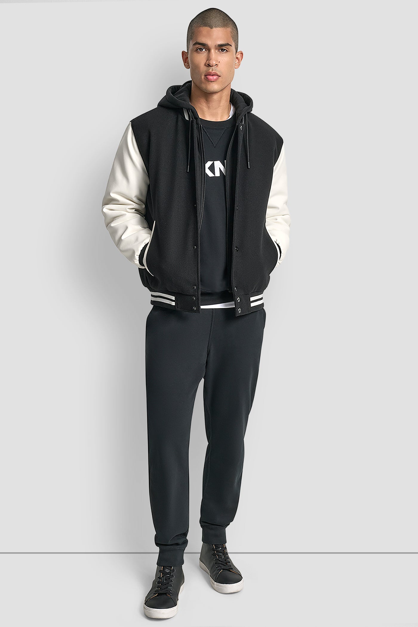 VARSITY JACKET - Black - 5